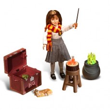 Harry Potter: Magical Powers Hermoine Doll   